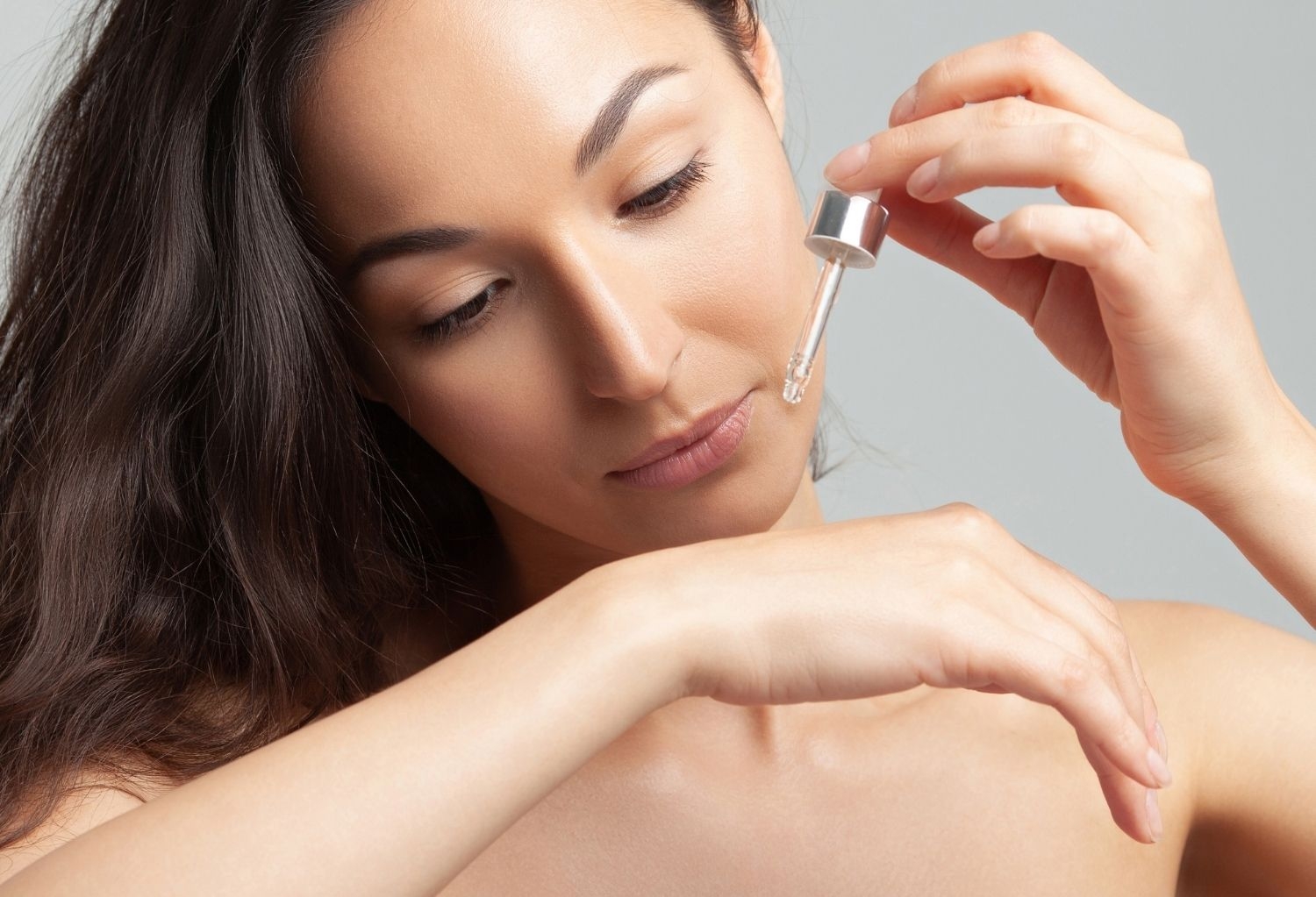 Sérum facial: razones para incorporar los sueros a tu rutina facial