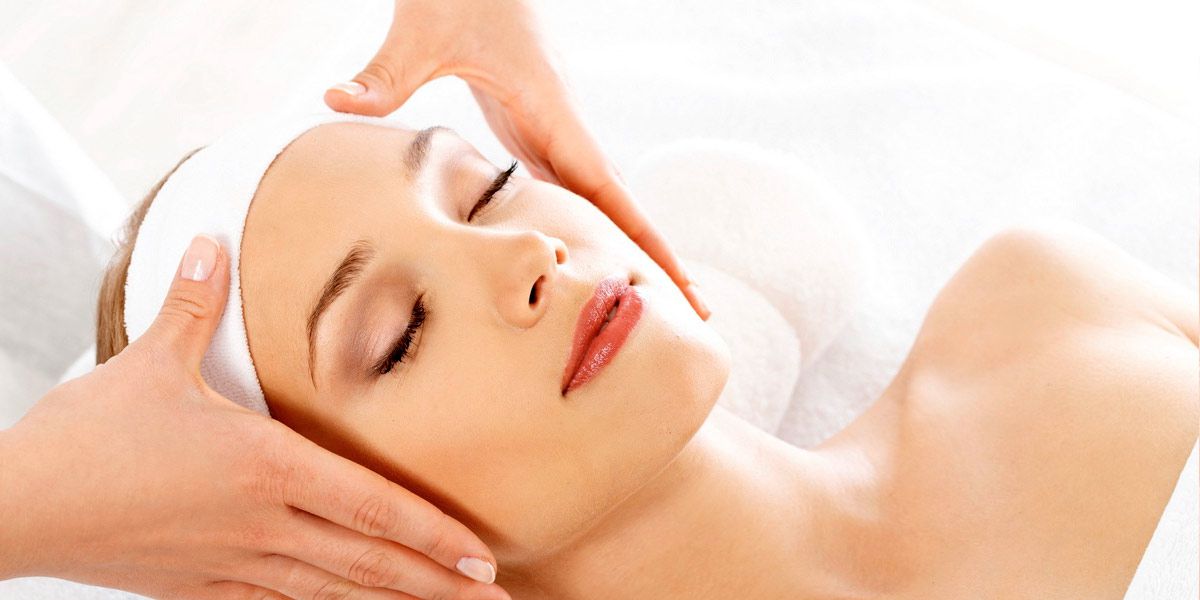Tratamiento facial básico integral — Higiene facial profunda en Santander