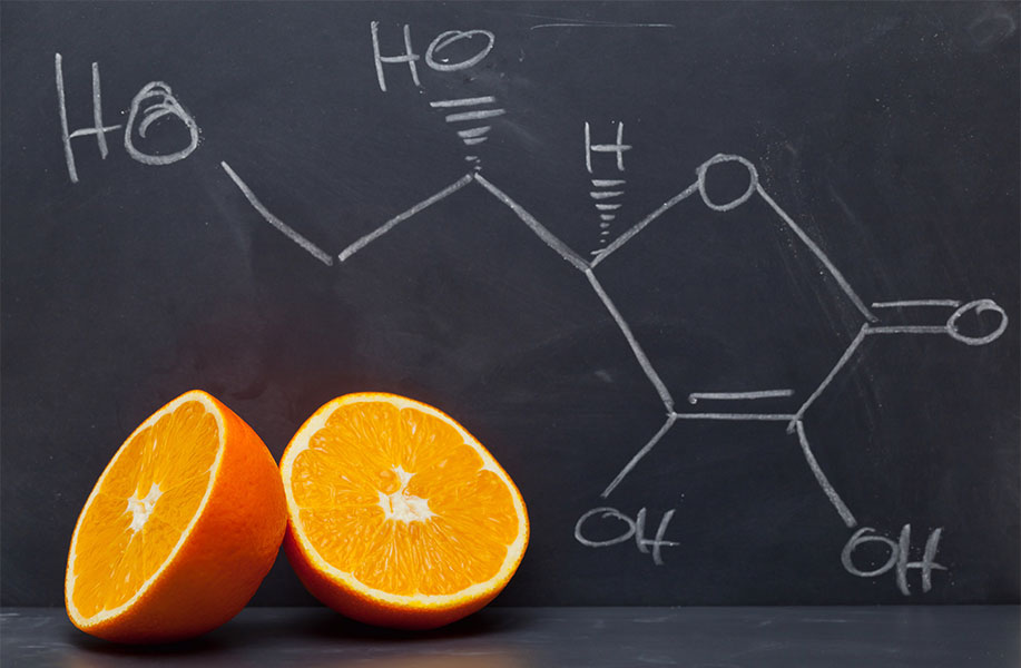 Tratamiento facial con vitamina C — Piel luminosa y rejuvenecida